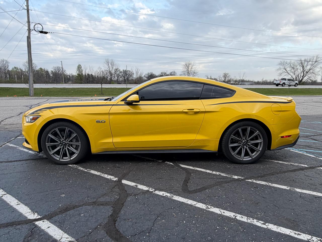 Ford Mustang 2dr Fastback GT 2015