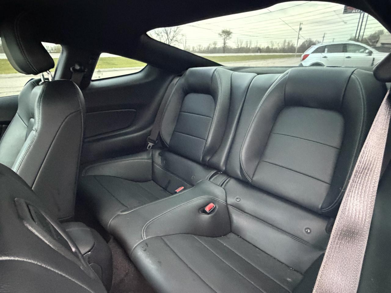 Ford Mustang 2dr Fastback GT 2015