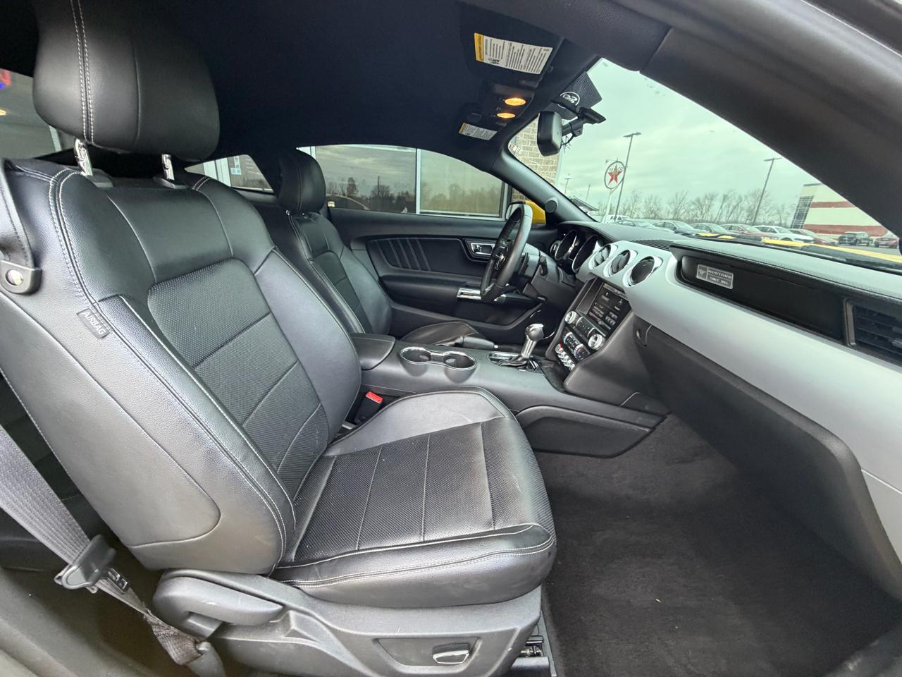 Ford Mustang 2dr Fastback GT 2015