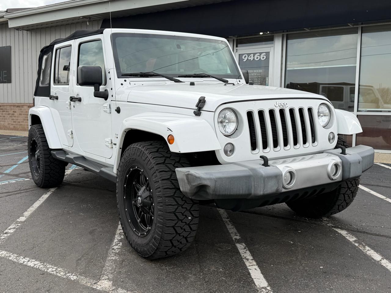 Jeep Wrangler Unlimited 4WD 4dr Sahara 2016