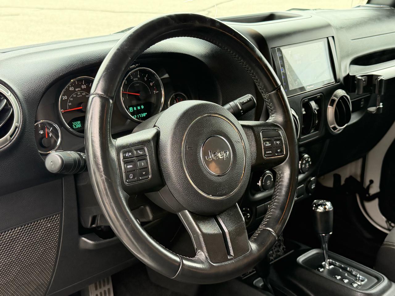 Jeep Wrangler Unlimited 4WD 4dr Sahara 2016