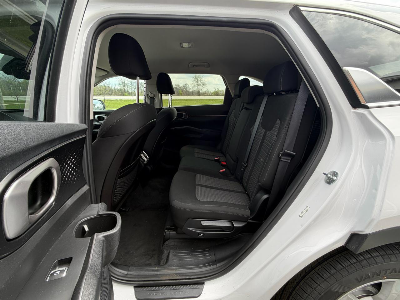 Kia Sorento LX FWD 2021