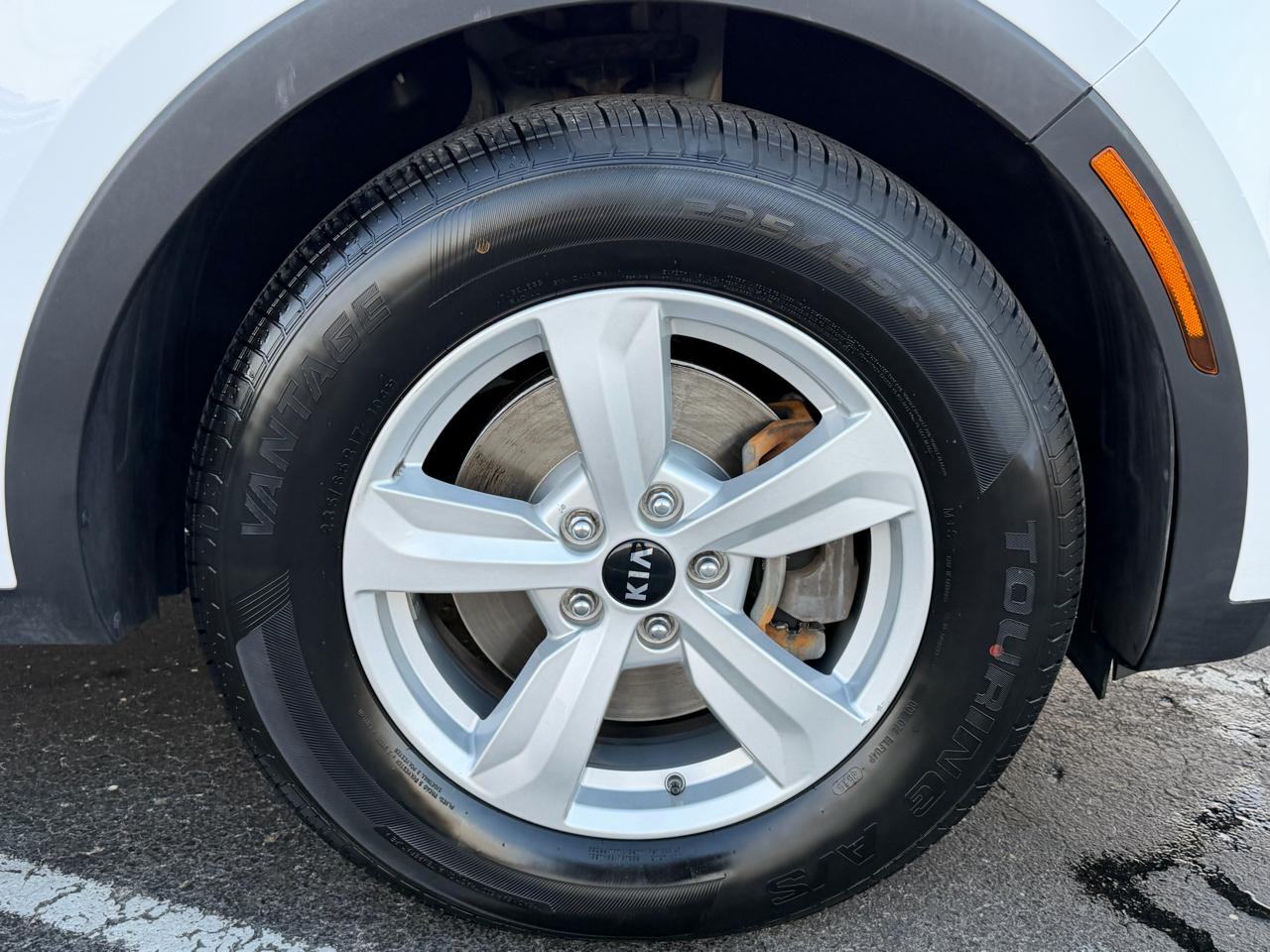 Kia Sorento LX FWD 2021