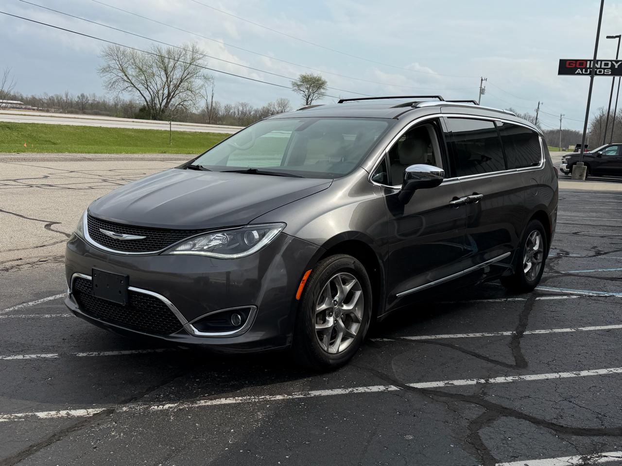 2017 Chrysler Pacifica Limited FWD