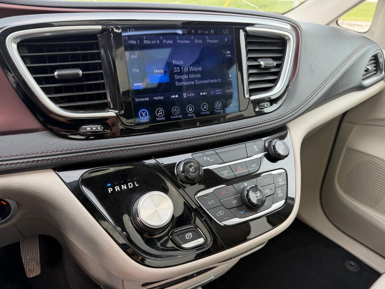 Chrysler Pacifica Limited FWD 2017