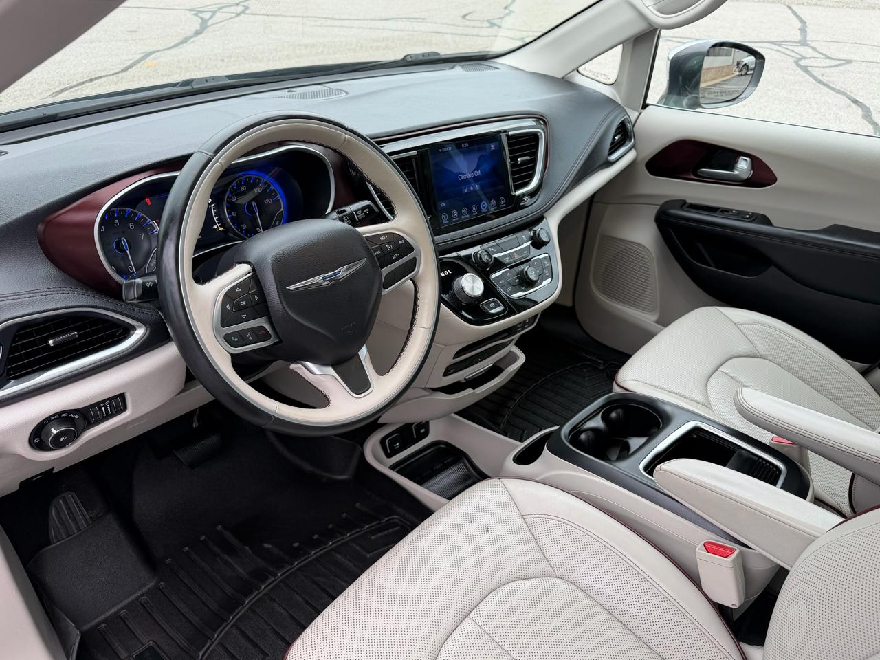 Chrysler Pacifica Limited FWD 2017