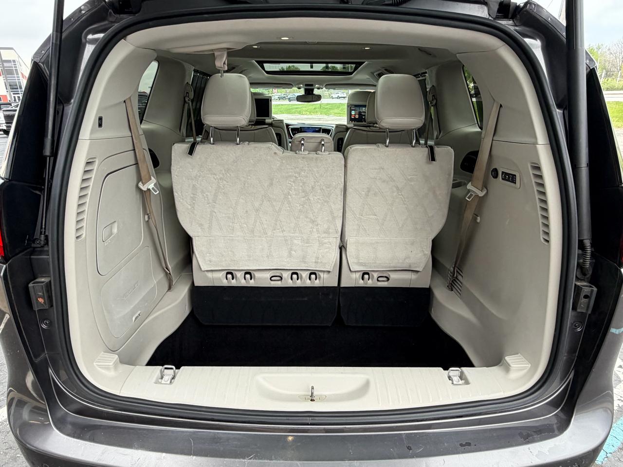 Chrysler Pacifica Limited FWD 2017