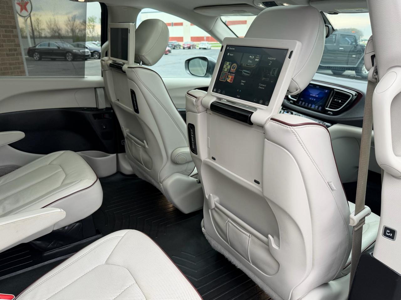 Chrysler Pacifica Limited FWD 2017