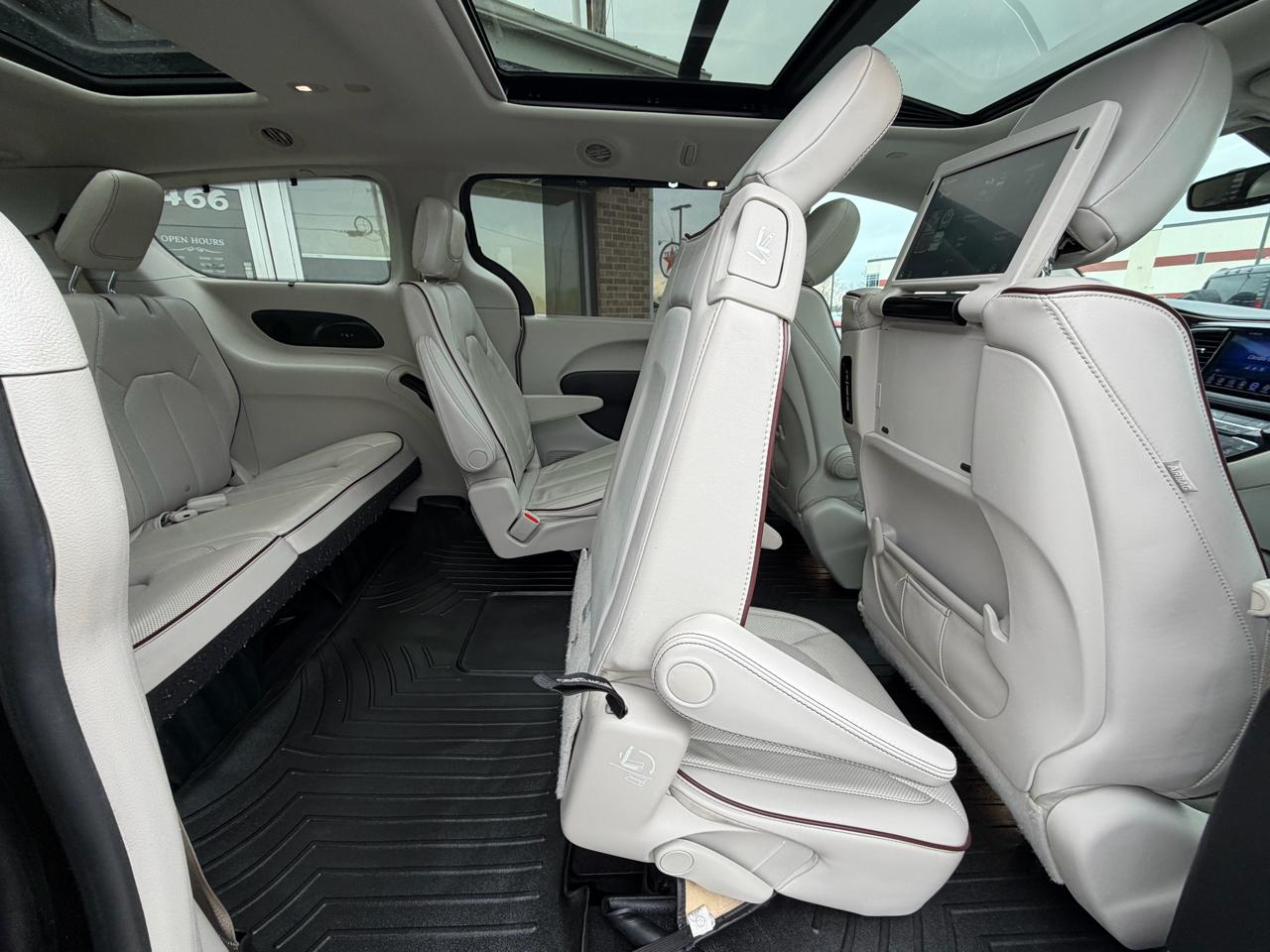 Chrysler Pacifica Limited FWD 2017