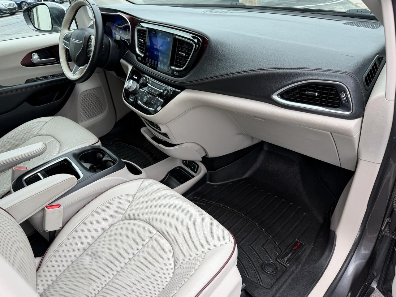 Chrysler Pacifica Limited FWD 2017