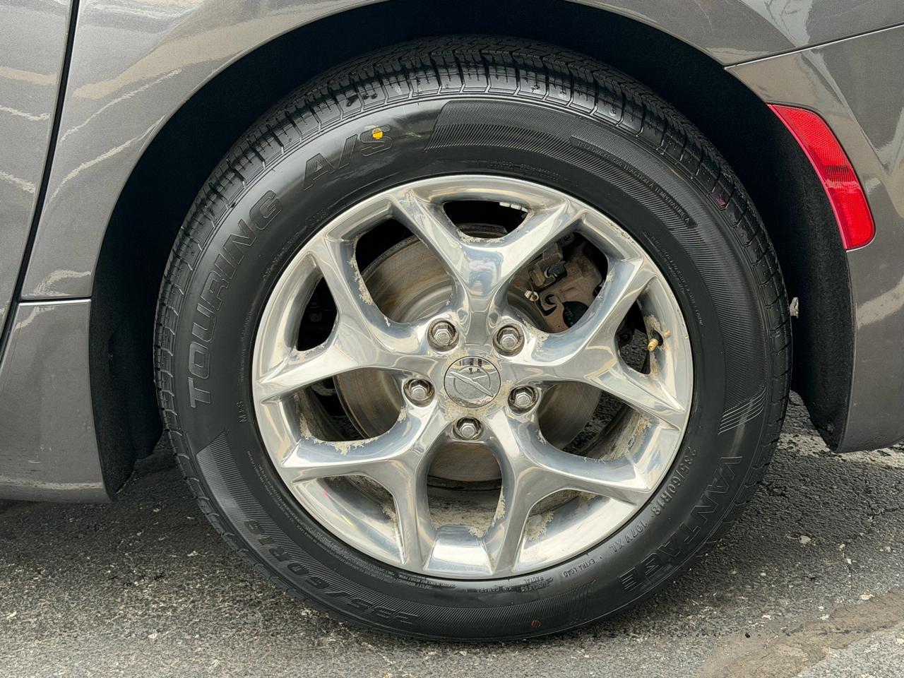 Chrysler Pacifica Limited FWD 2017