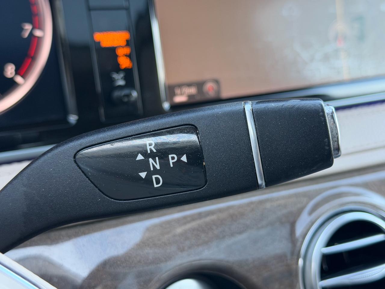 Mercedes-Benz S-Class 4dr Sdn S 550 4MATIC 2014