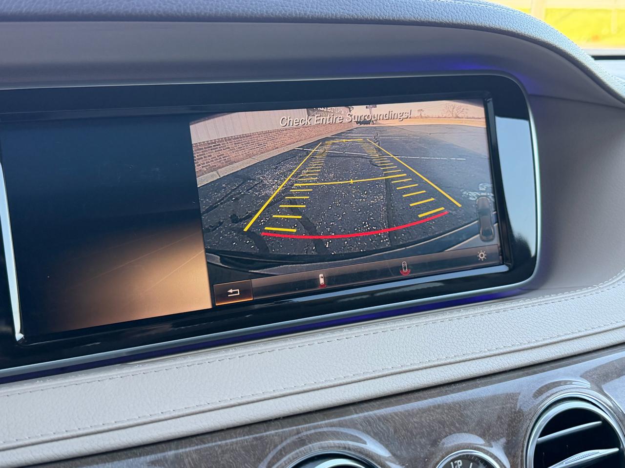 Mercedes-Benz S-Class 4dr Sdn S 550 4MATIC 2014