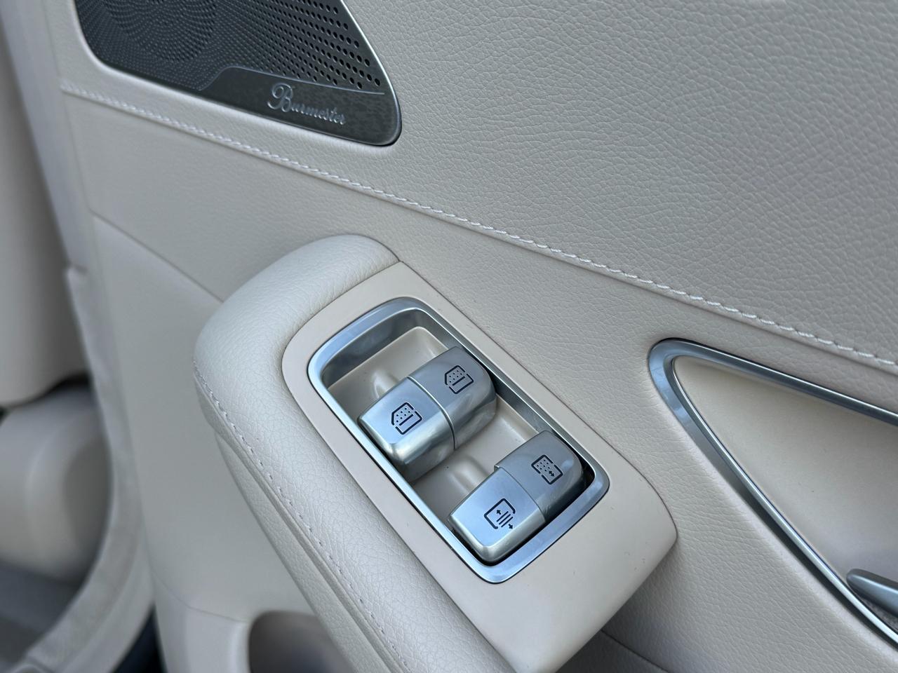 Mercedes-Benz S-Class 4dr Sdn S 550 4MATIC 2014