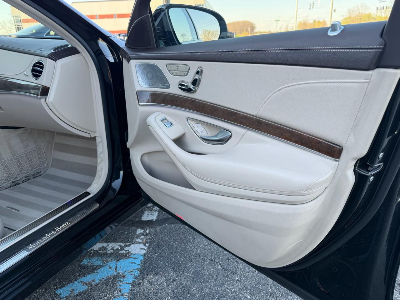 Mercedes-Benz S-Class 4dr Sdn S 550 4MATIC 2014