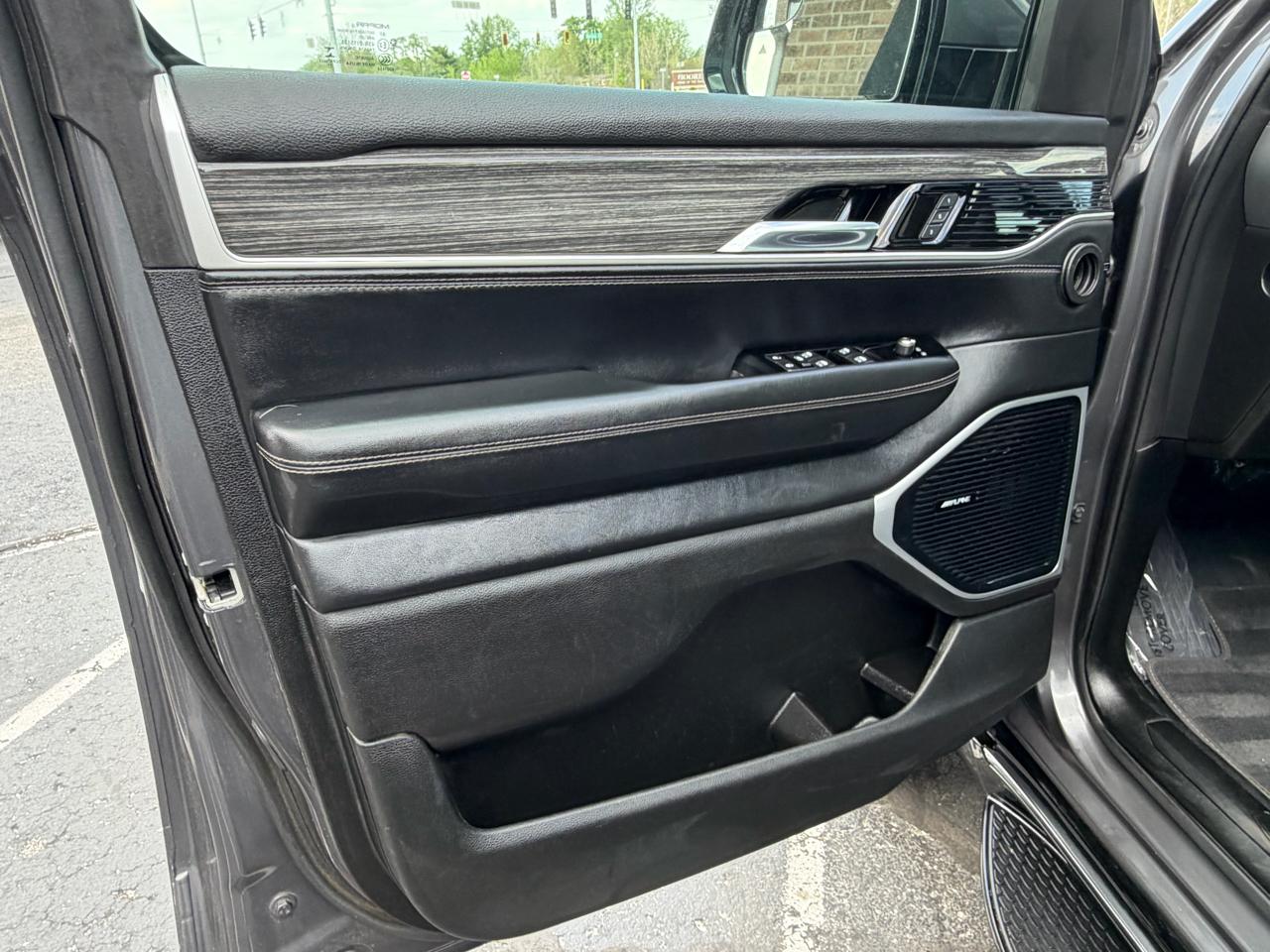 Jeep Wagoneer Series II 4x4 2022