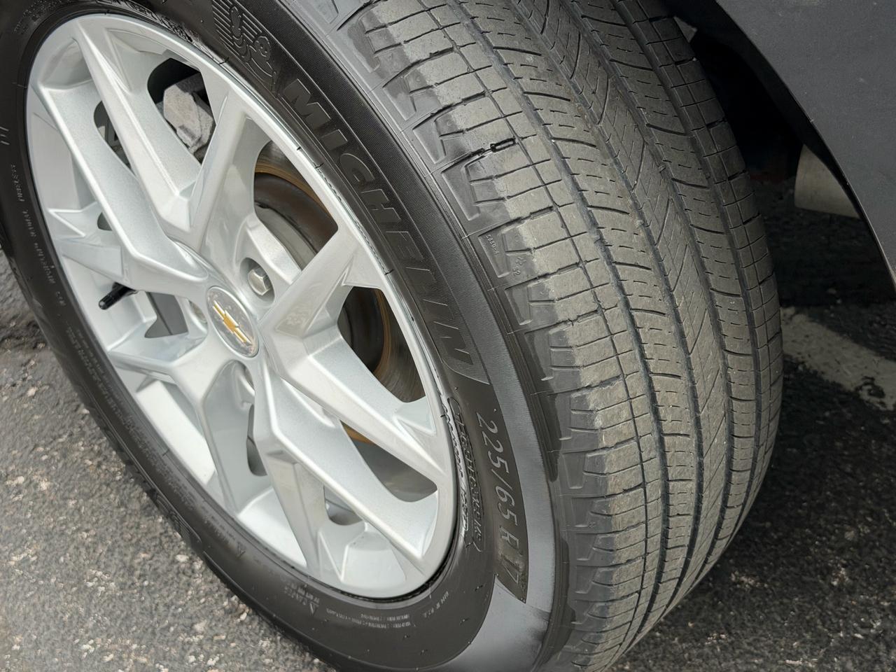 Chevrolet Equinox FWD 4dr LT w/1LT 2023