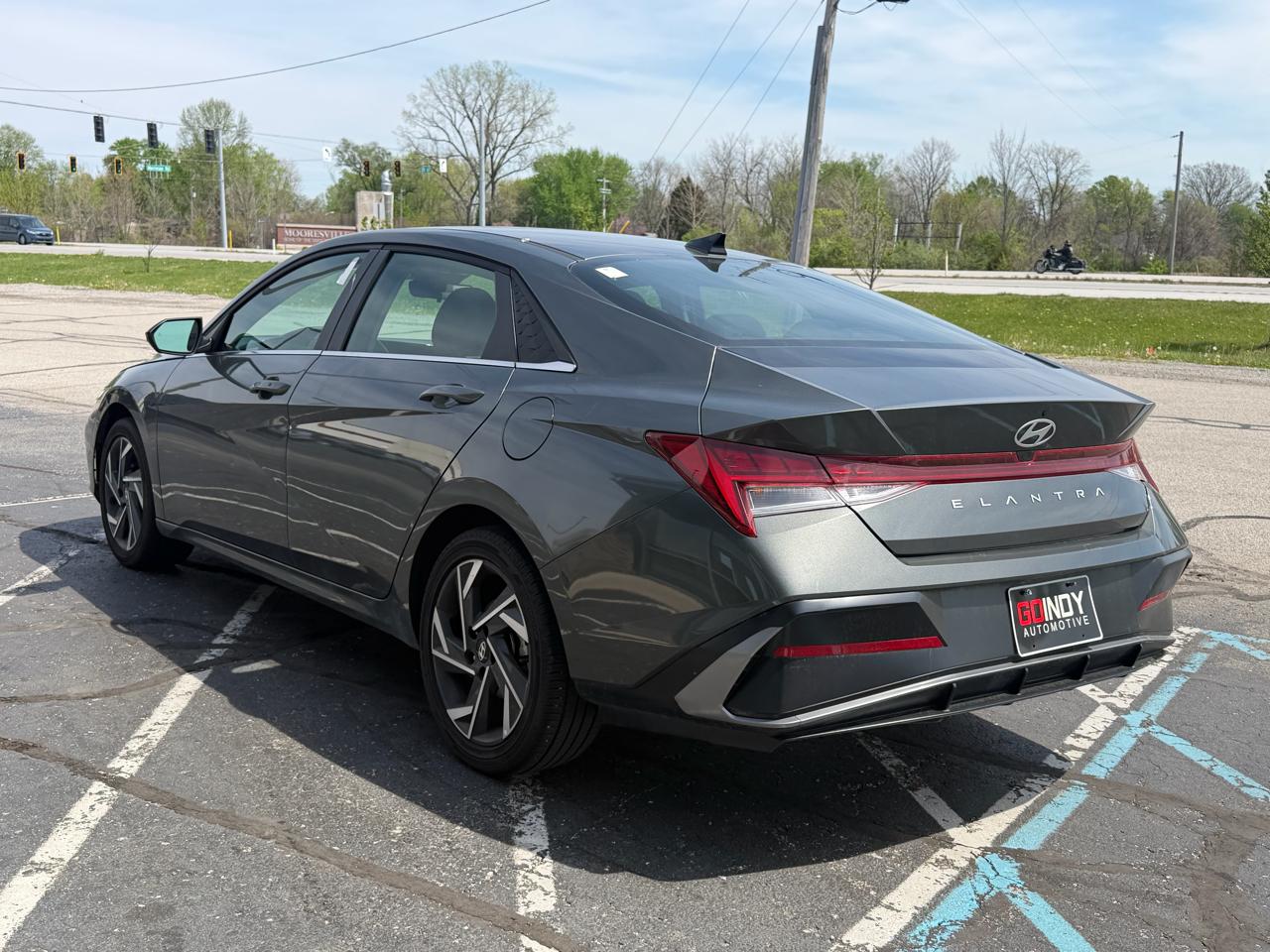 Hyundai Elantra SEL Convenience IVT 2025