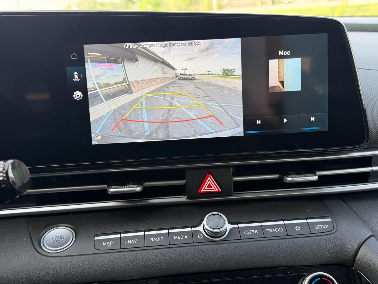 Hyundai Elantra SEL Convenience IVT 2025