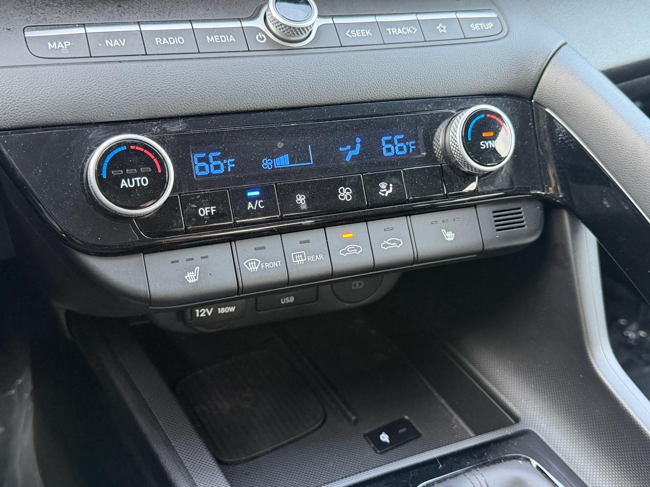 Hyundai Elantra SEL Convenience IVT 2025