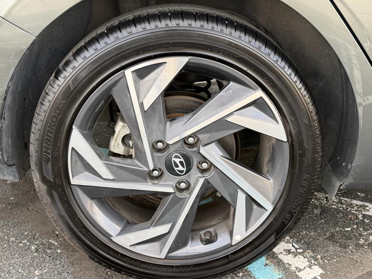 Hyundai Elantra SEL Convenience IVT 2025