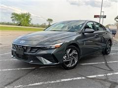 2025 Hyundai Elantra 