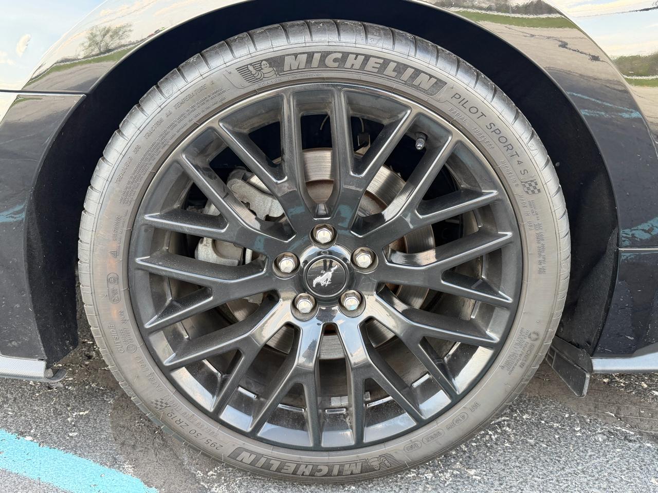 Ford Mustang 2dr Fastback GT 2016