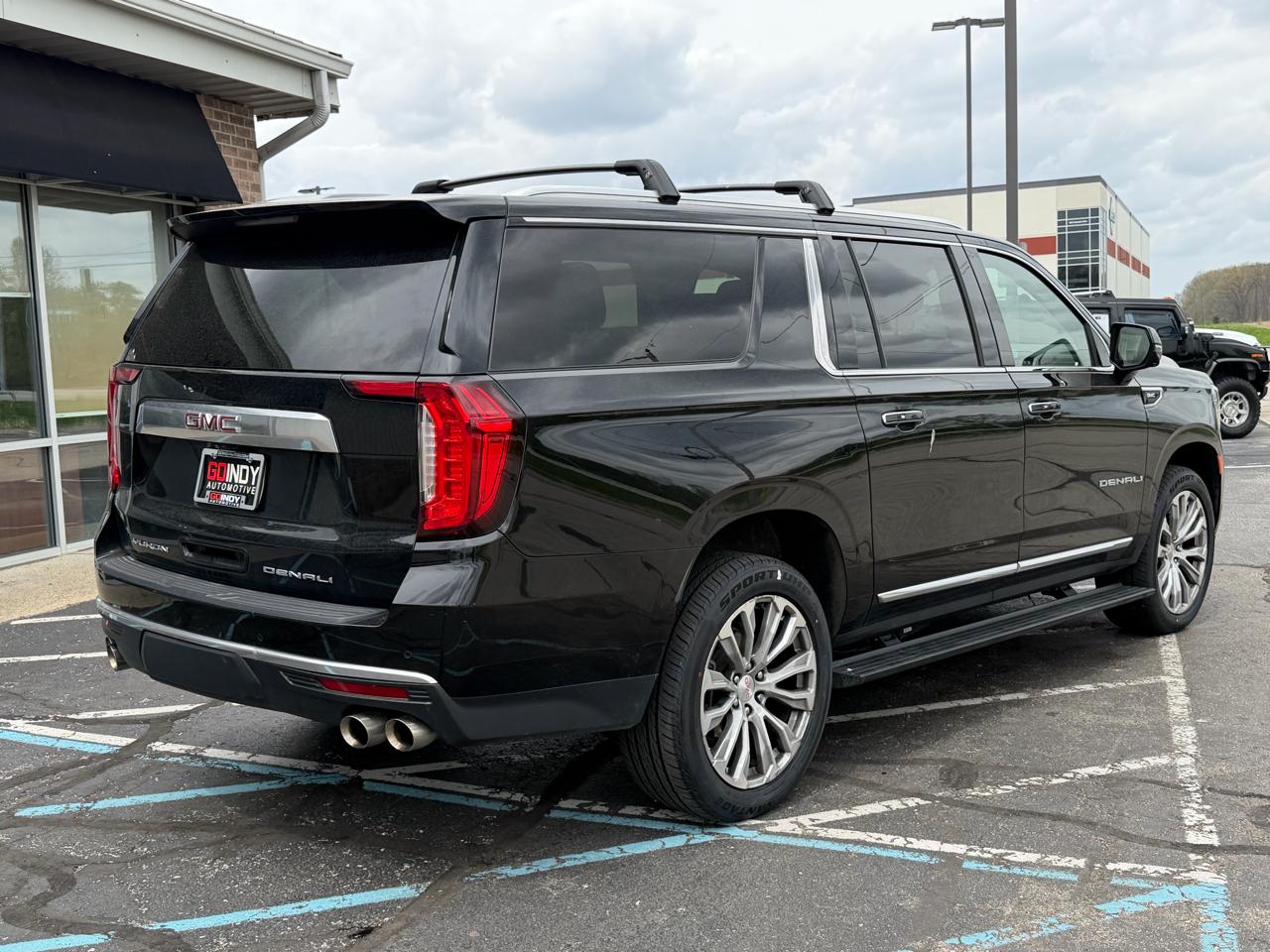 GMC Yukon XL 4WD 4dr Denali 2021