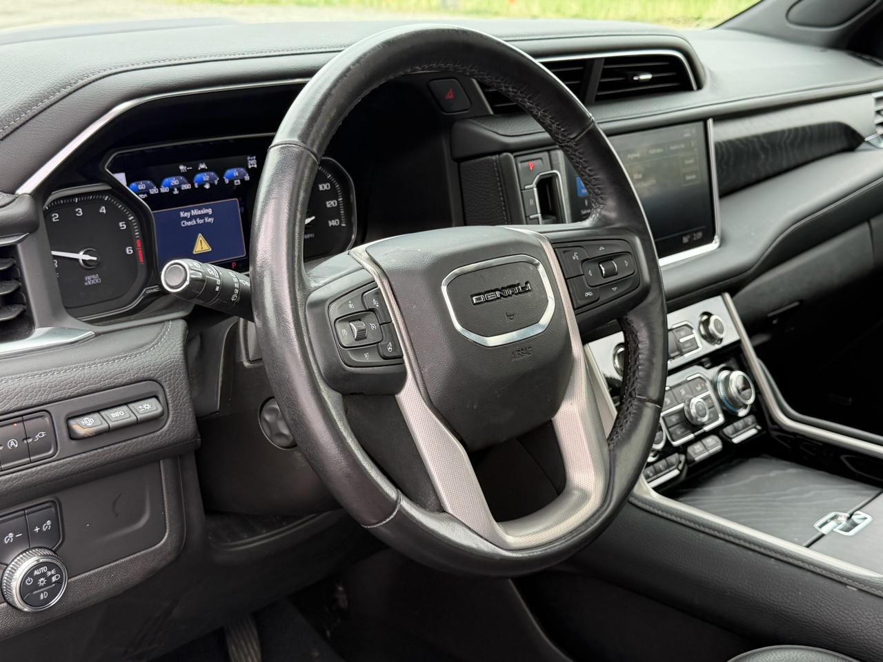 GMC Yukon XL 4WD 4dr Denali 2021