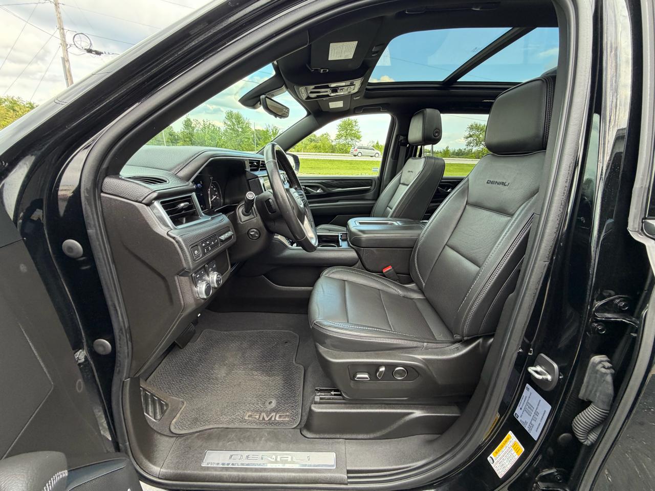 GMC Yukon XL 4WD 4dr Denali 2021