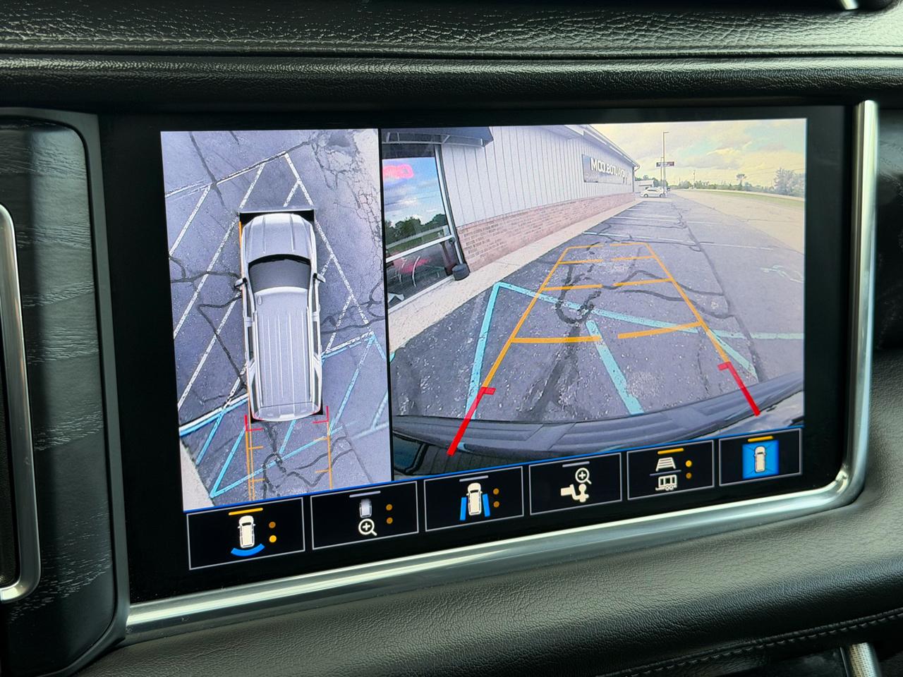 GMC Yukon XL 4WD 4dr Denali 2021