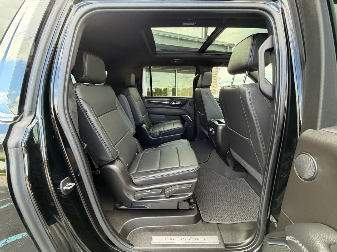 GMC Yukon XL 4WD 4dr Denali 2021