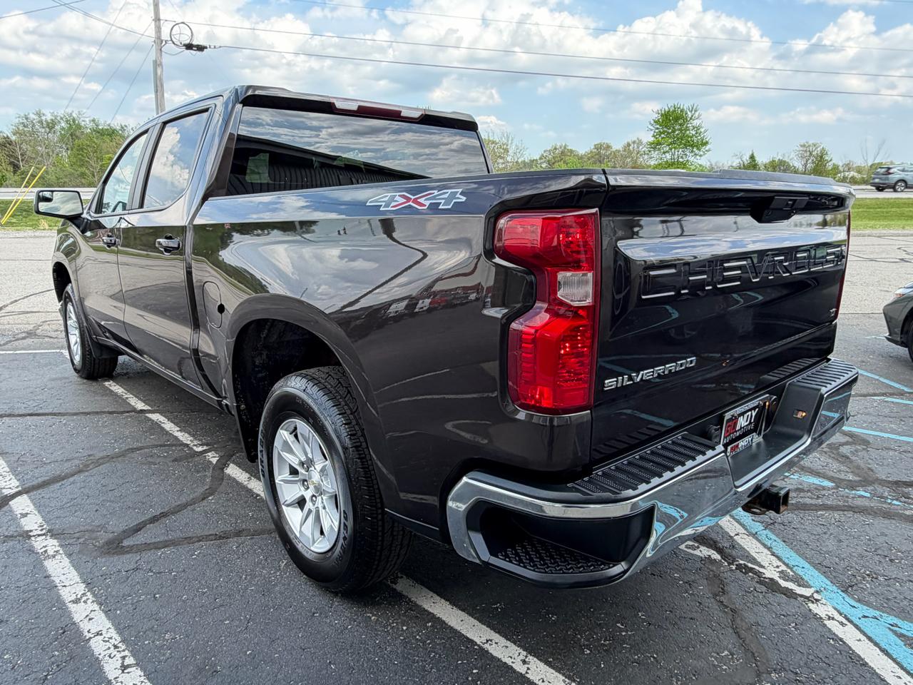 Chevrolet Silverado 1500 4WD Crew Cab 147" LT 2020