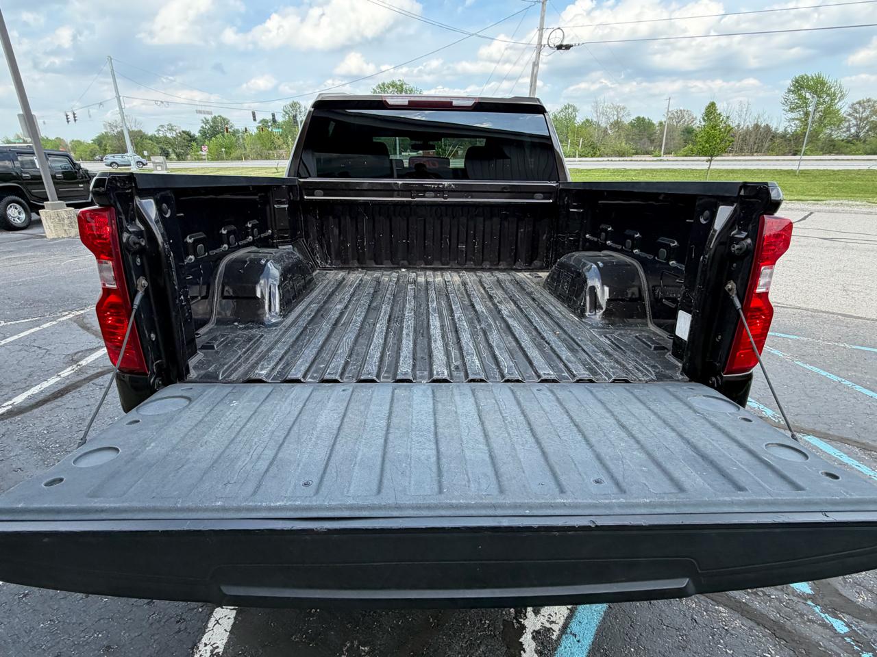 Chevrolet Silverado 1500 4WD Crew Cab 147" LT 2020