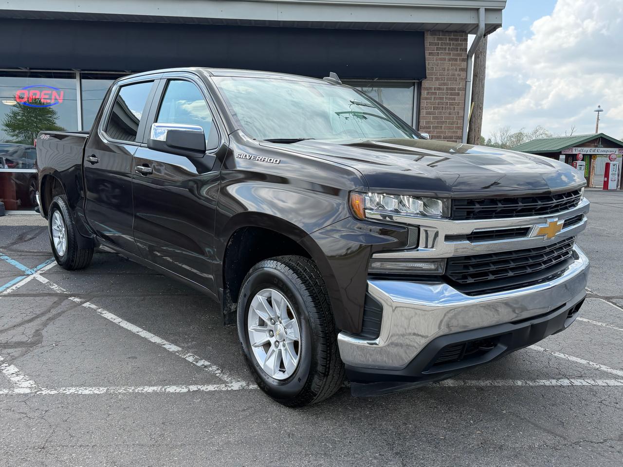 Chevrolet Silverado 1500 4WD Crew Cab 147" LT 2020
