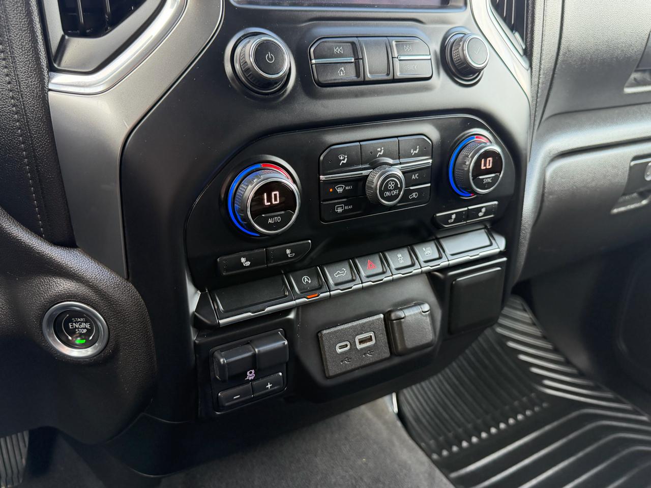 Chevrolet Silverado 1500 4WD Crew Cab 147" LT 2020