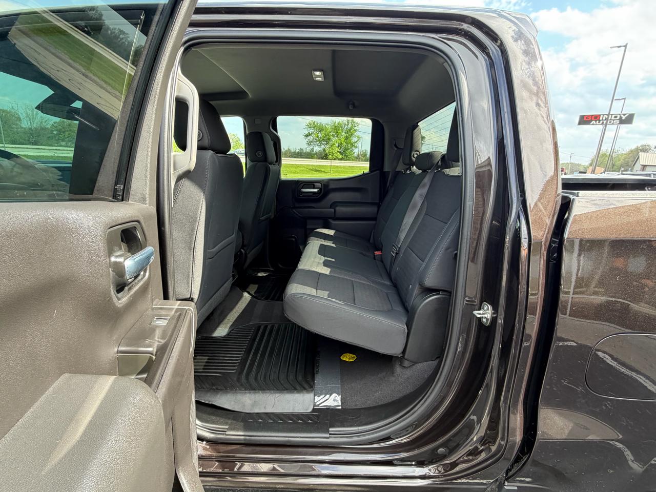 Chevrolet Silverado 1500 4WD Crew Cab 147" LT 2020