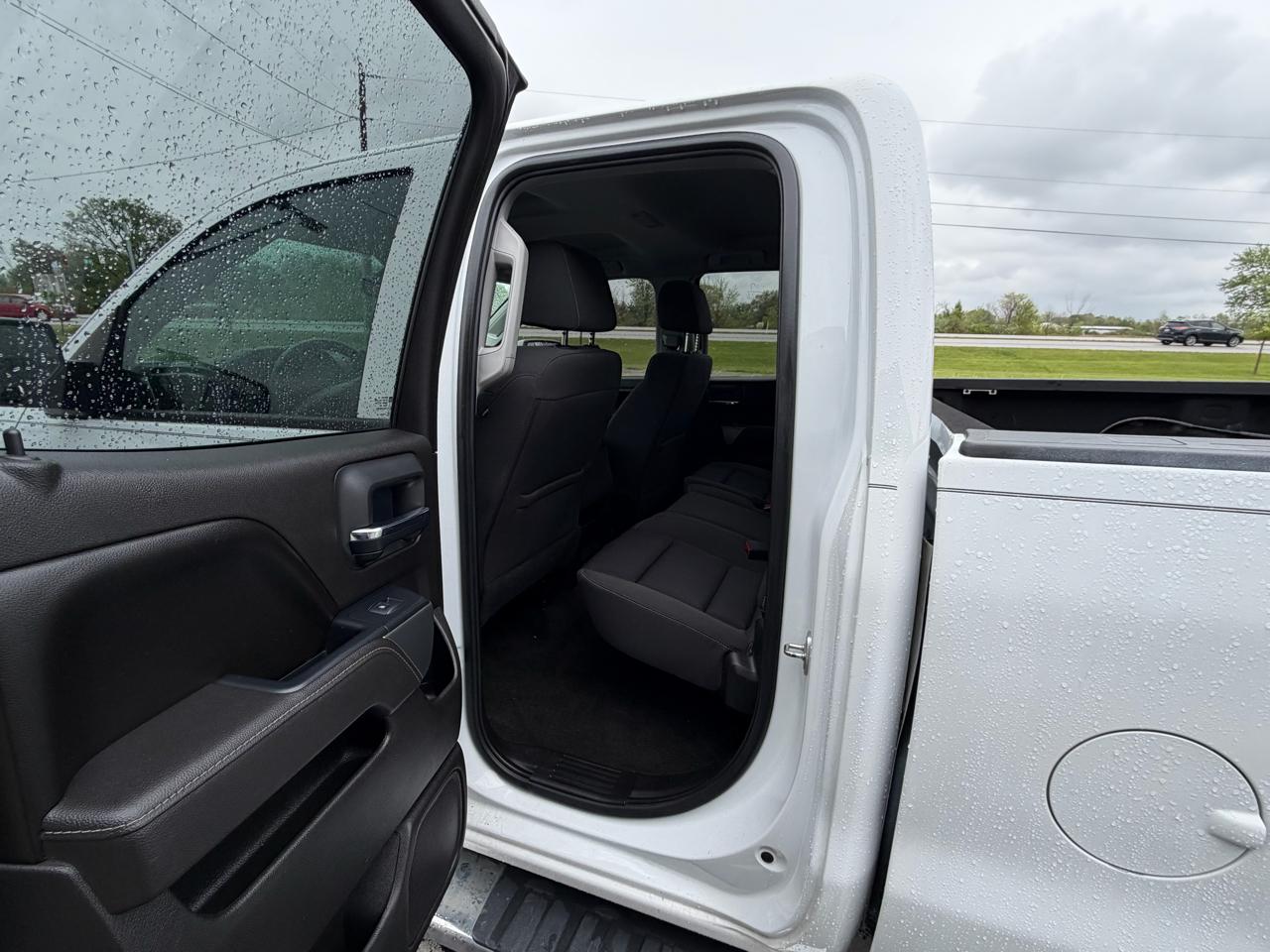 Chevrolet Silverado 1500 4WD Double Cab 143.5" LT w/1LT 2017