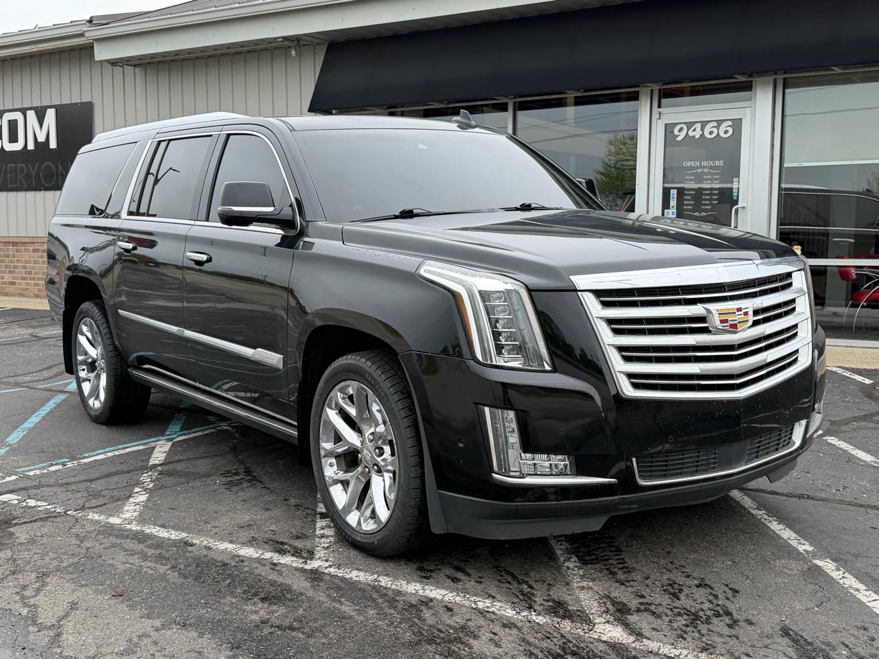 Cadillac Escalade ESV 4WD 4dr Platinum 2017