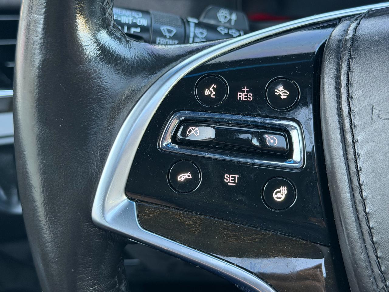 Cadillac Escalade ESV 4WD 4dr Platinum 2017