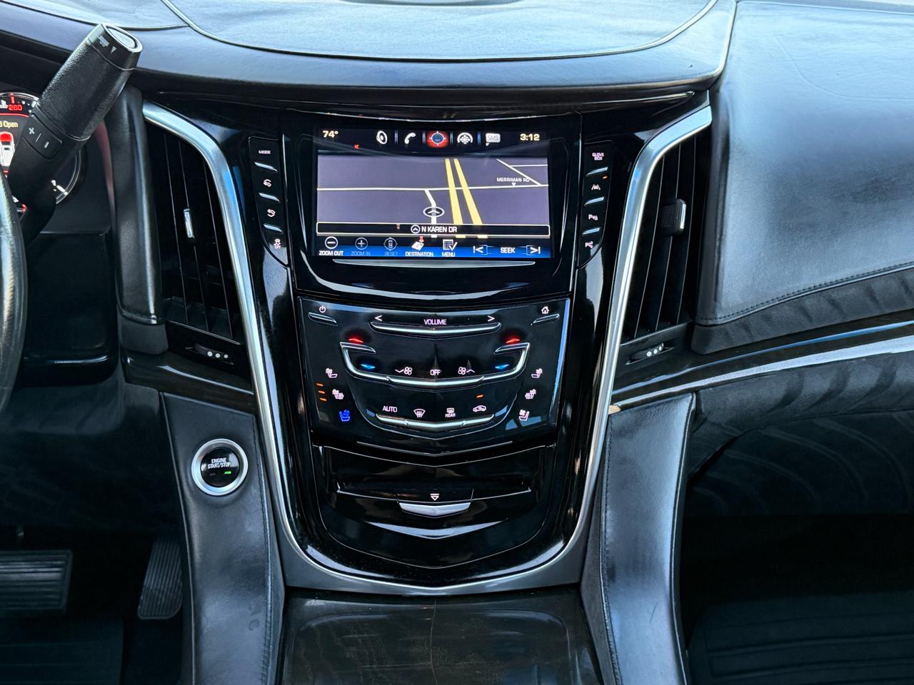 Cadillac Escalade ESV 4WD 4dr Platinum 2017