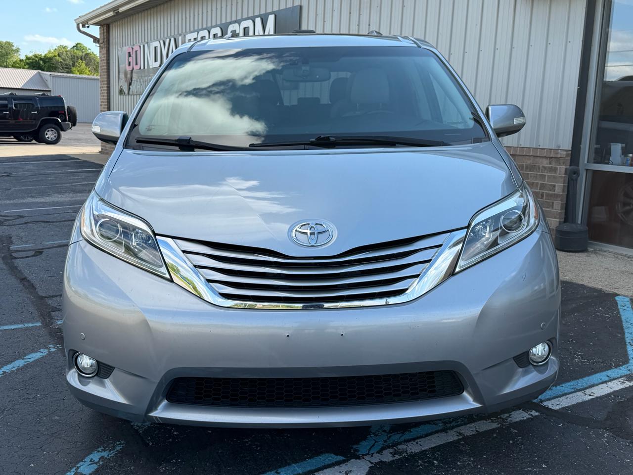 Toyota Sienna Limited Premium AWD 7-Passenger (Natl) 2017