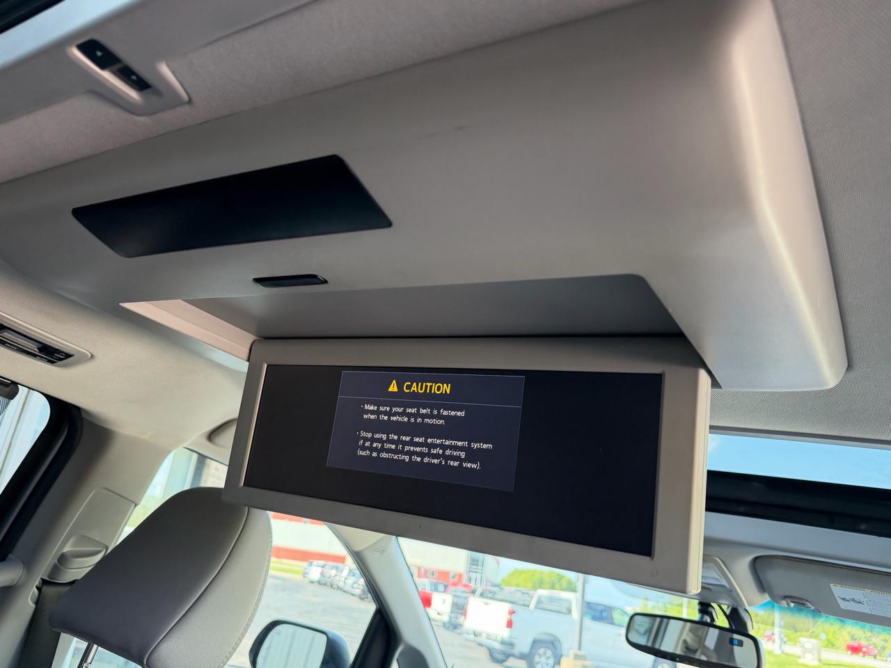 Toyota Sienna Limited Premium AWD 7-Passenger (Natl) 2017