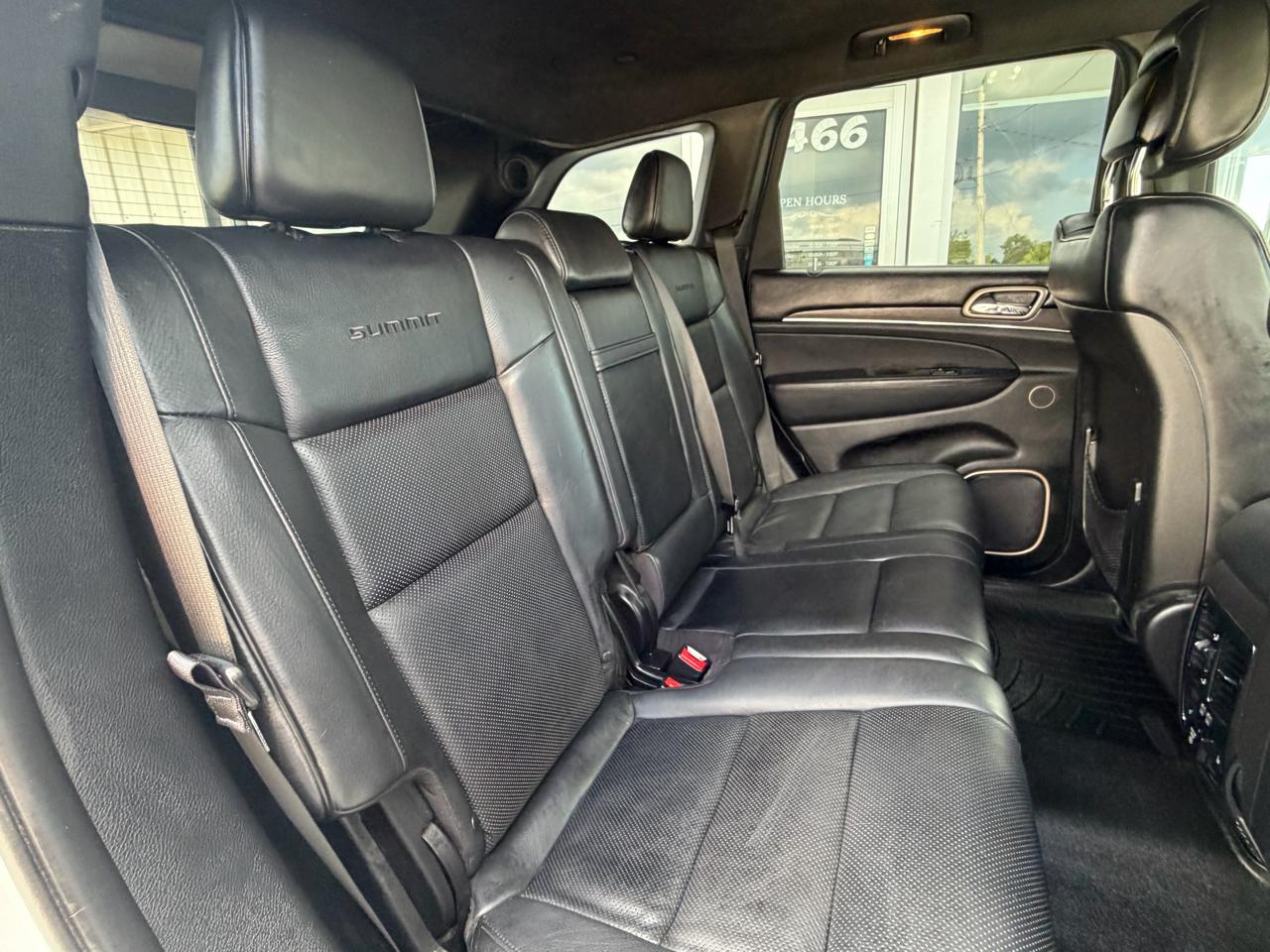 2015 Jeep Grand Cherokee Summit - Photo 30