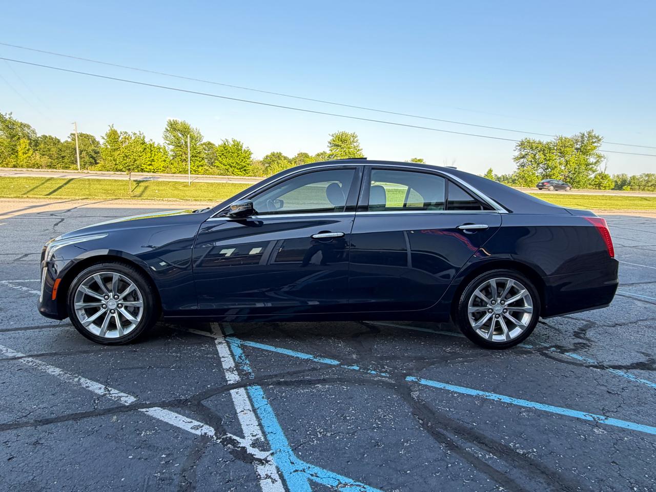 Cadillac CTS Sedan 4dr Sdn 3.6L Luxury AWD 2017