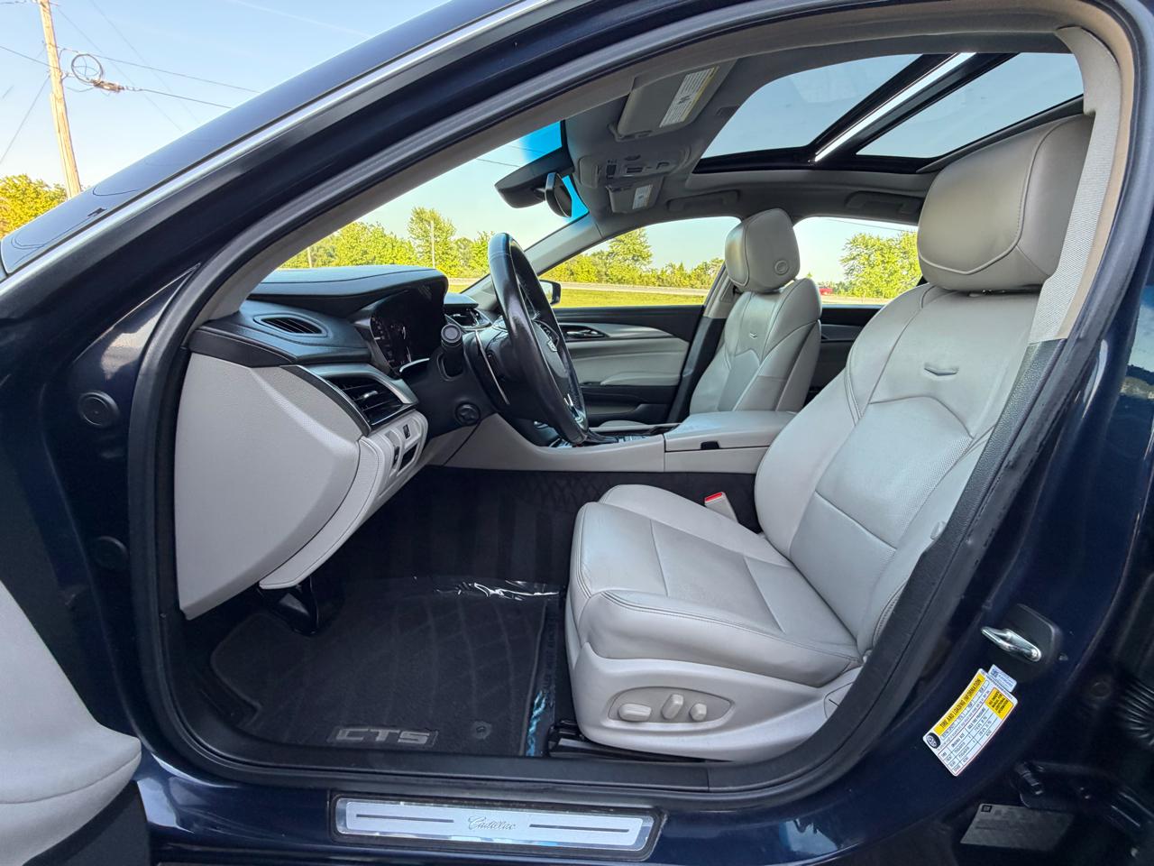 Cadillac CTS Sedan 4dr Sdn 3.6L Luxury AWD 2017