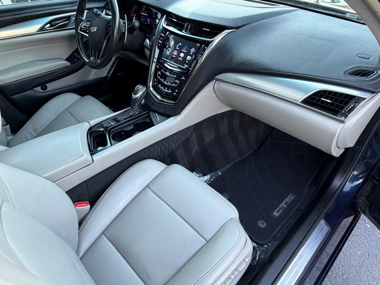 Cadillac CTS Sedan 4dr Sdn 3.6L Luxury AWD 2017