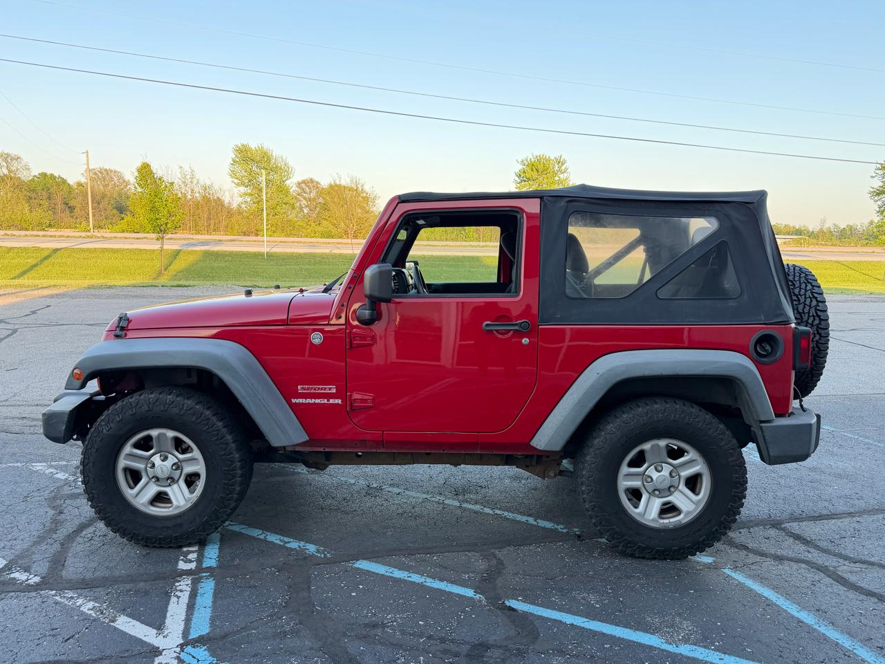 Jeep Wrangler 4WD 2dr Sport 2011