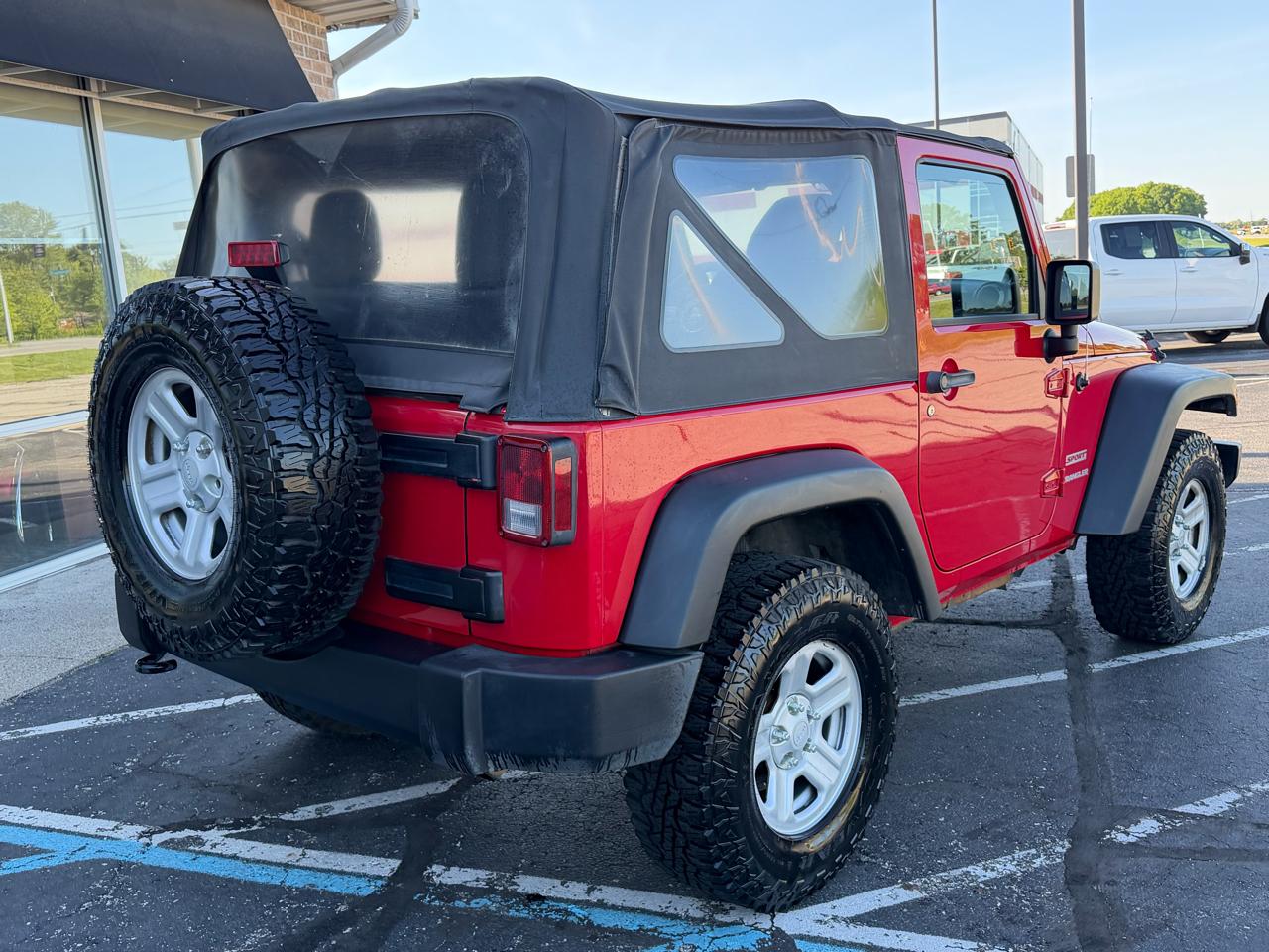 Jeep Wrangler 4WD 2dr Sport 2011