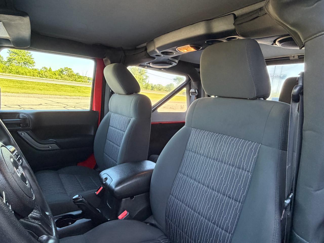 Jeep Wrangler 4WD 2dr Sport 2011